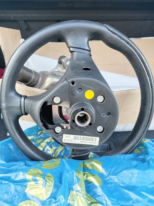 Volan Momo Mitsubishi Lancer EVO 7 8 9