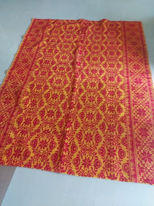 Cuvertura/carpeta/ covor făcută manual