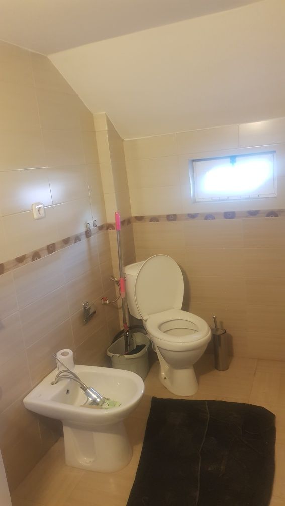 Продава къща в с.Крайници