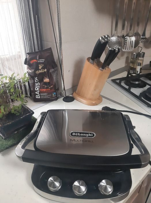 Vand grătar electric De' Longhi