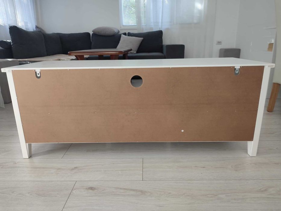 Поставка за телевизор . Бял с три отделни шкафа