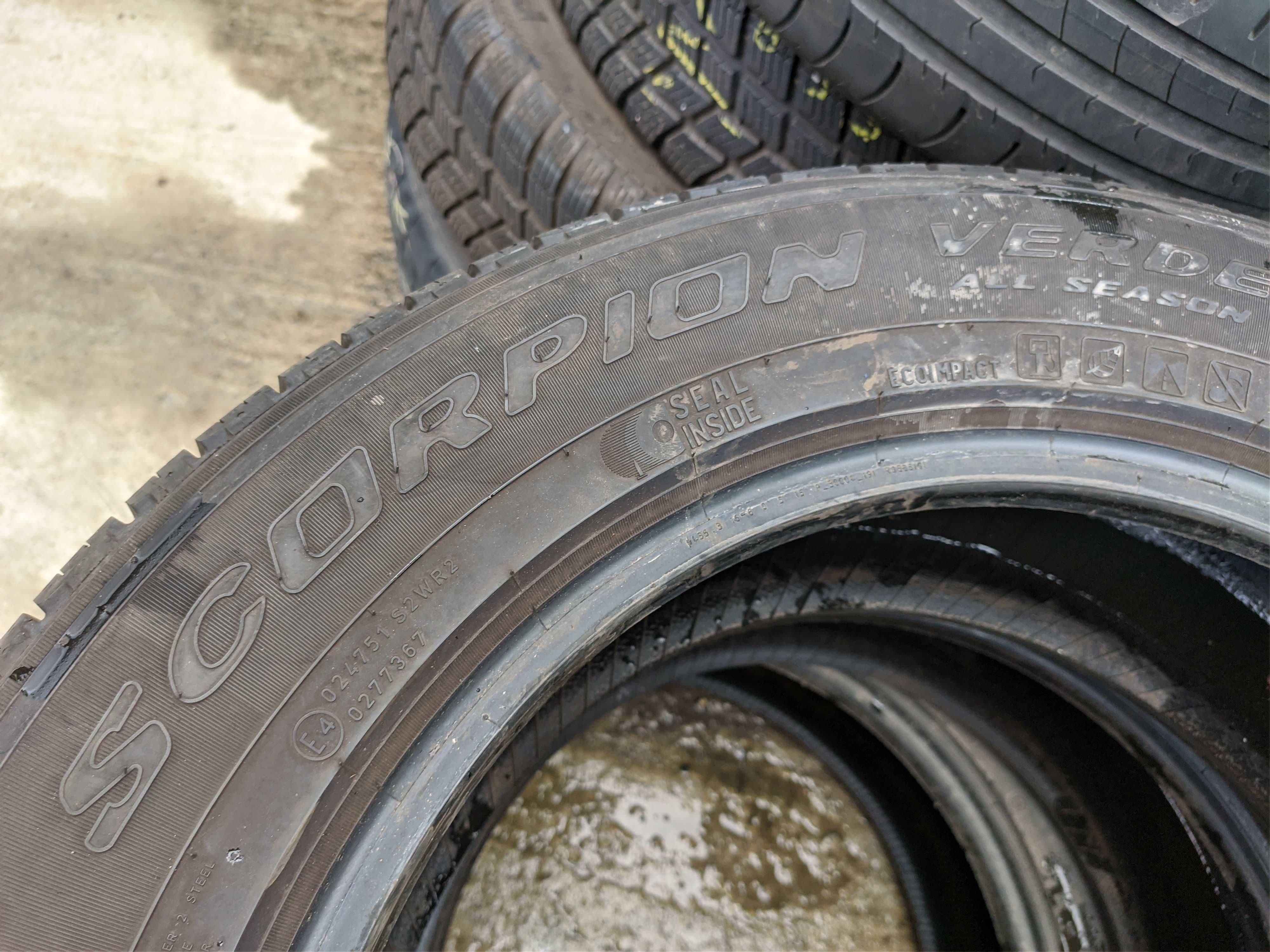 2бр Всесезонни гуми 215 65 17 - Pirelli