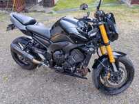 Vând Yamaha FZ8.