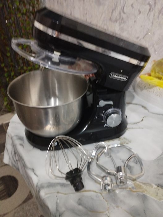 Продам миксер новый