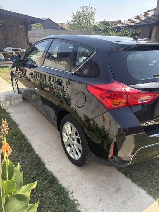 Vand Toyota Auris
