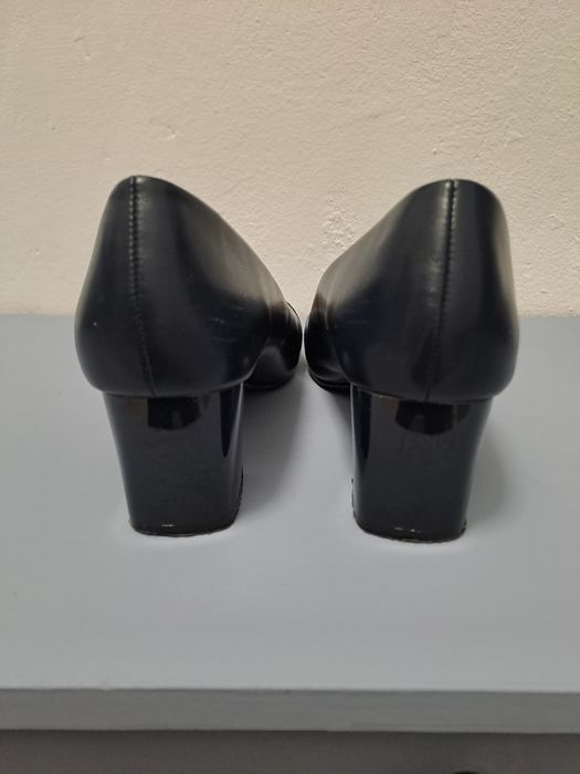 Дамски и юношески обувки