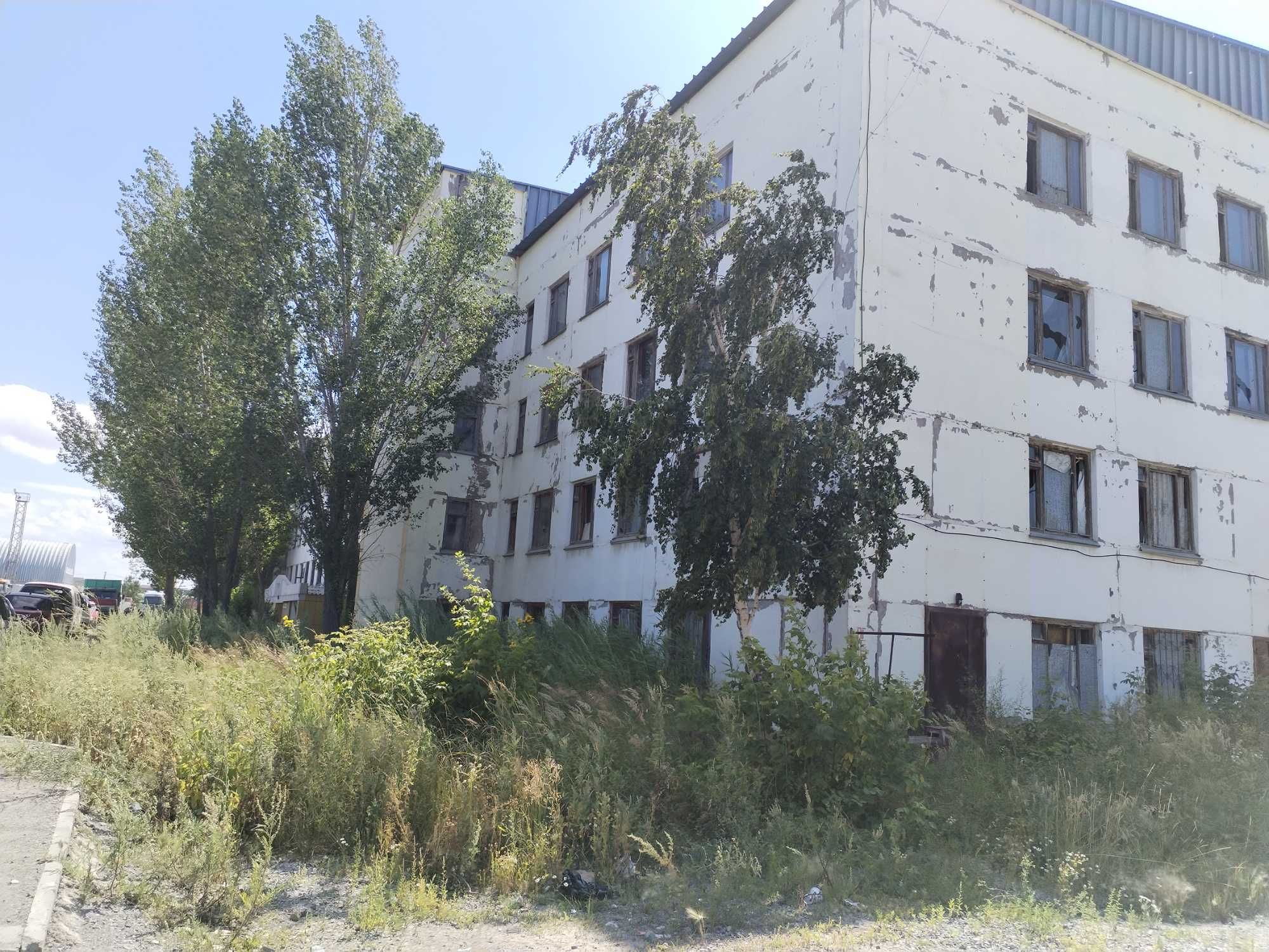 Отдельно стоящее здание