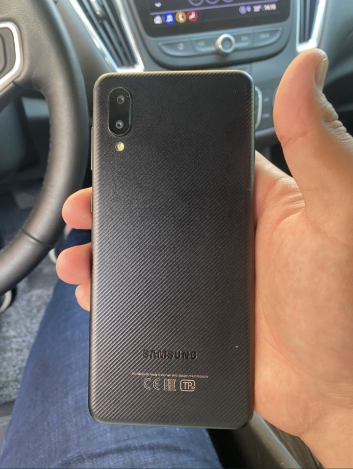 Samsung Galaxy A02 ideal, kar dak bor. Narxi 549.000 so'm