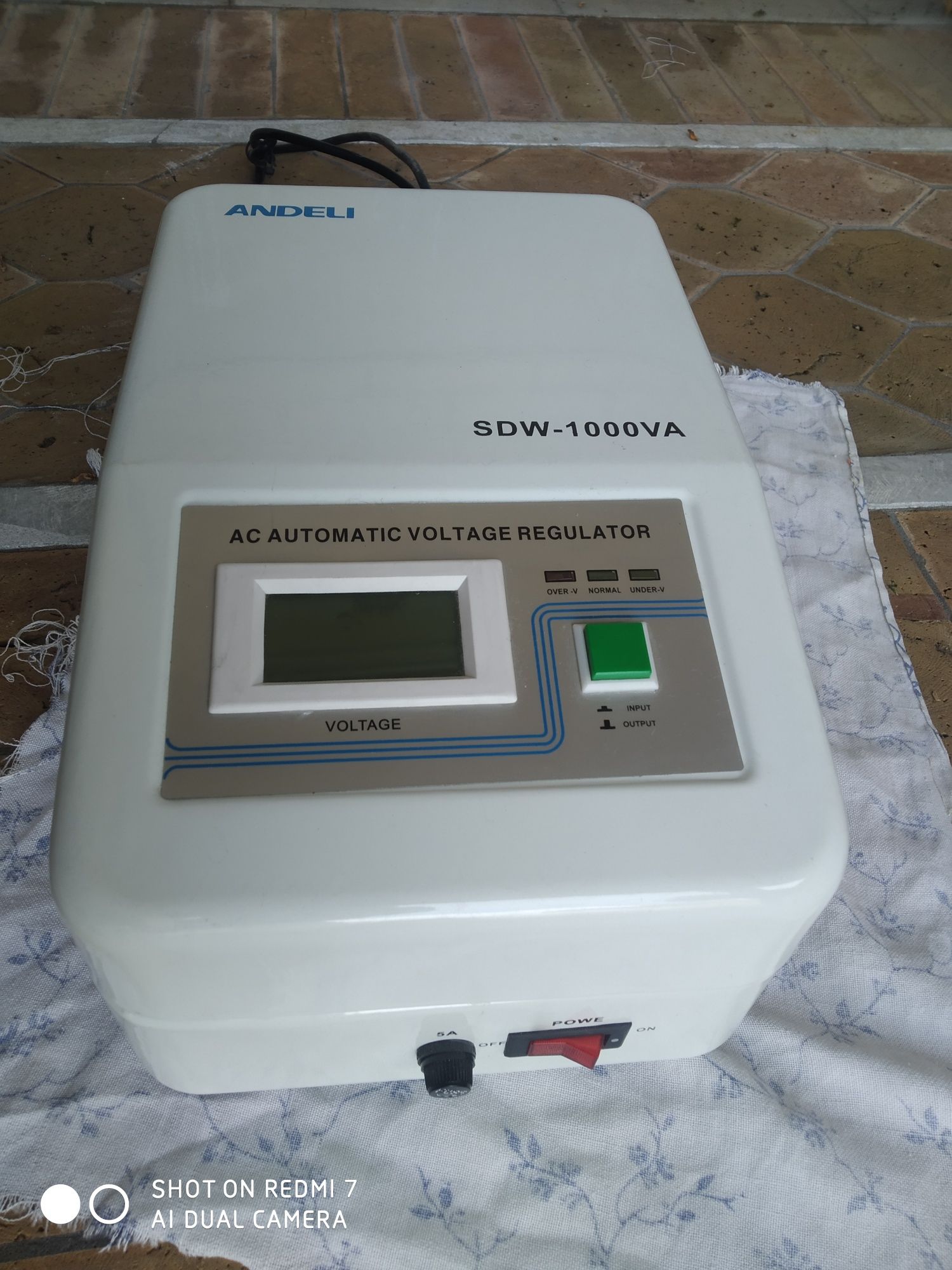 Stalibizator elektr energiyani past qisimlarida bir maromda 220 qilad