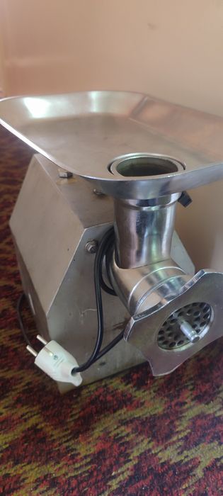 Продается Мясорубка