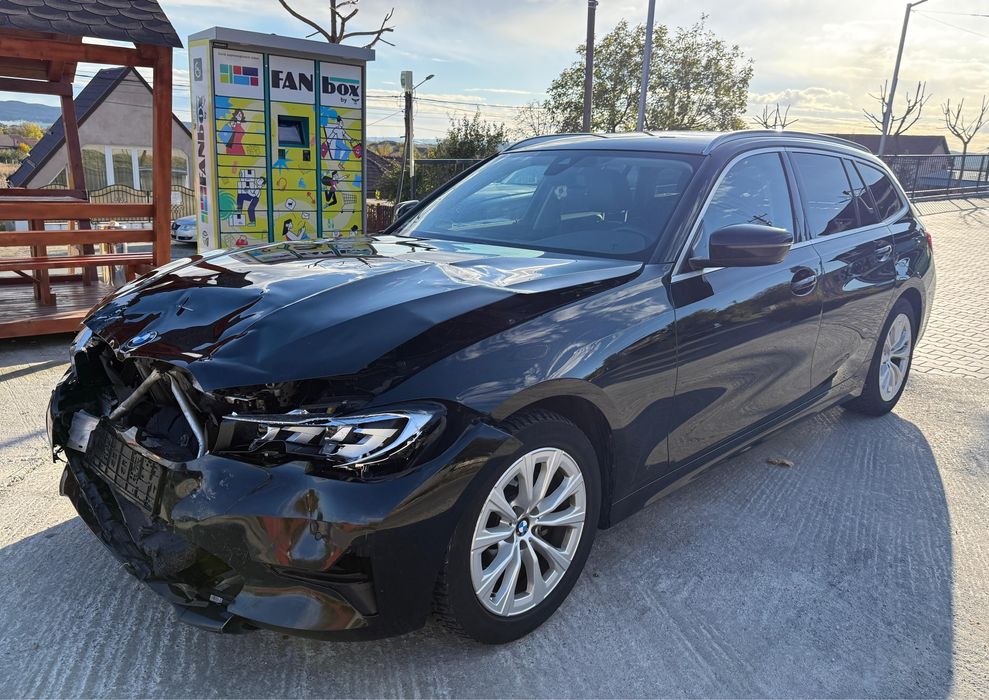 BMW Seria 3 318d avariat