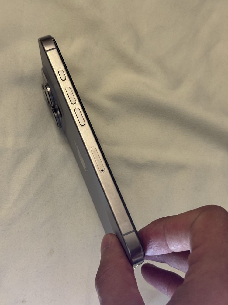 Iphone 16 pro 128 gb