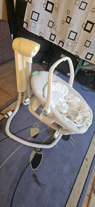 Качелька для новорождённых Joie.