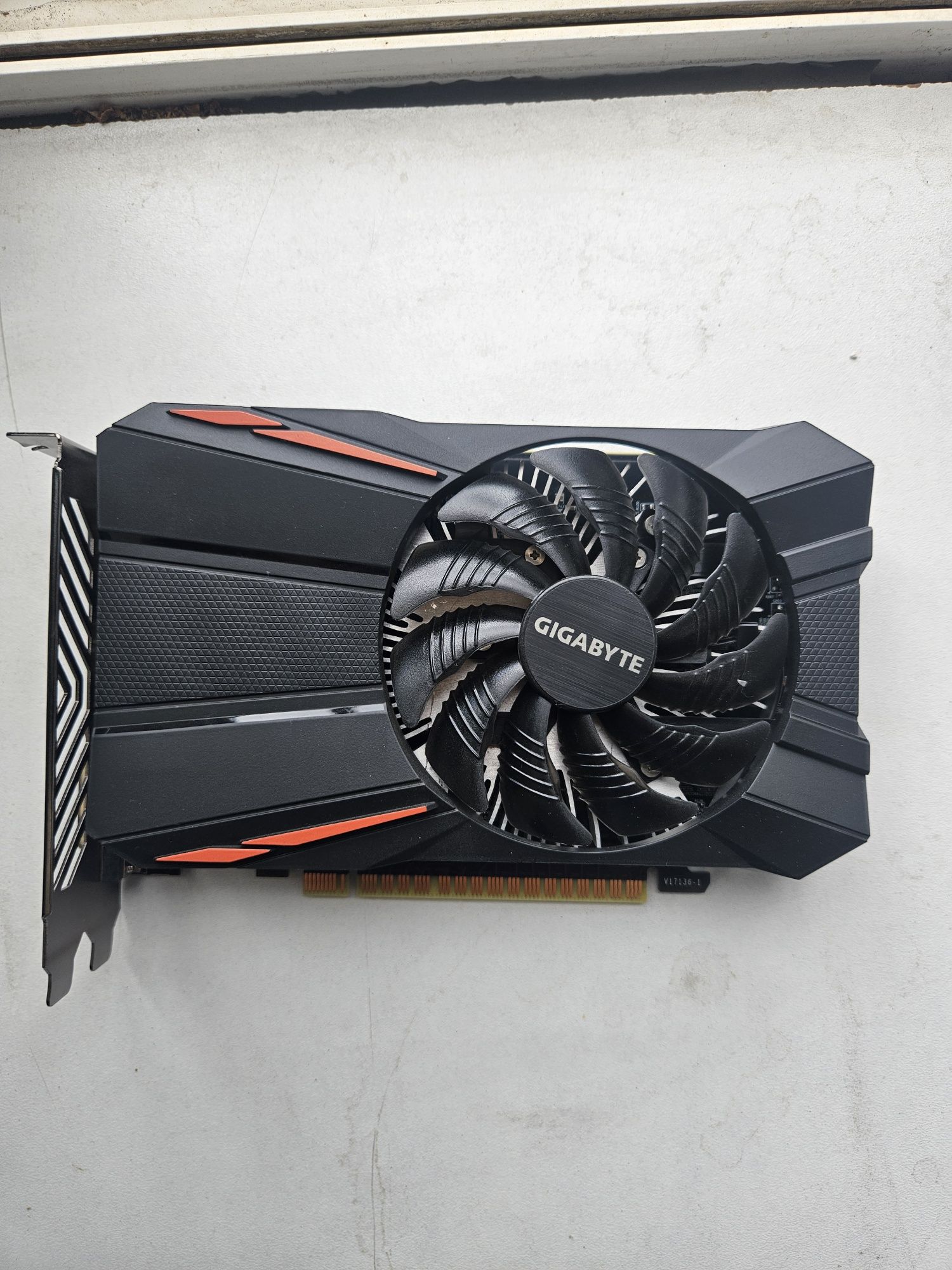 Видеокарта 1050ti