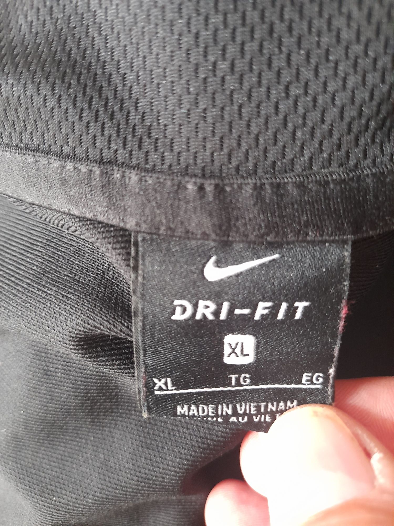 Nike  долнище и горнище M- L размер.