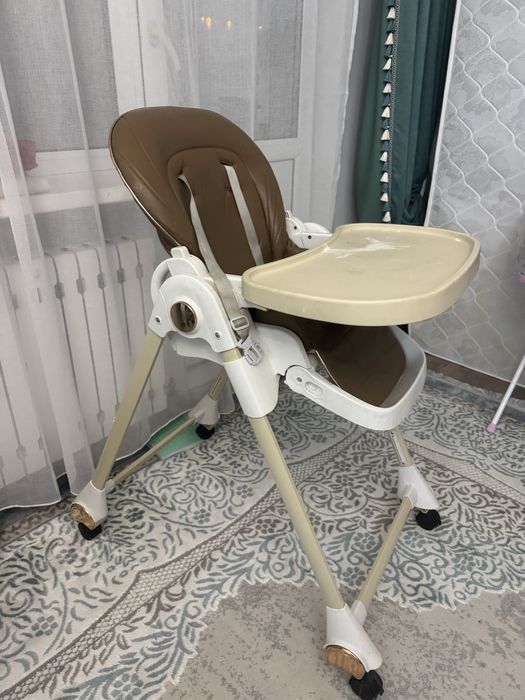 Продам стульчик для кормления