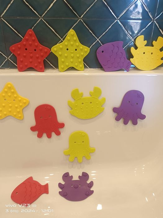 Игрушки антискользящие для купания в ванне мини-коврики