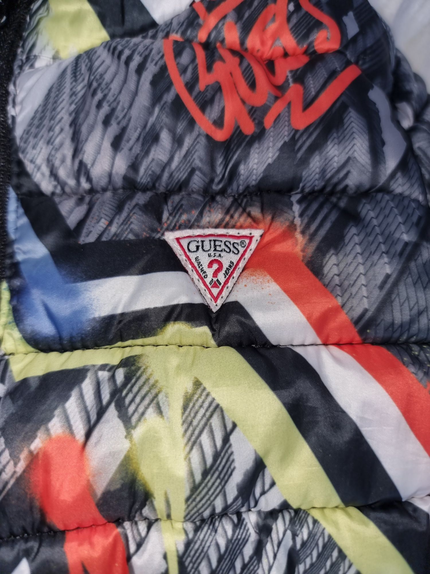 Детско яке GUESS