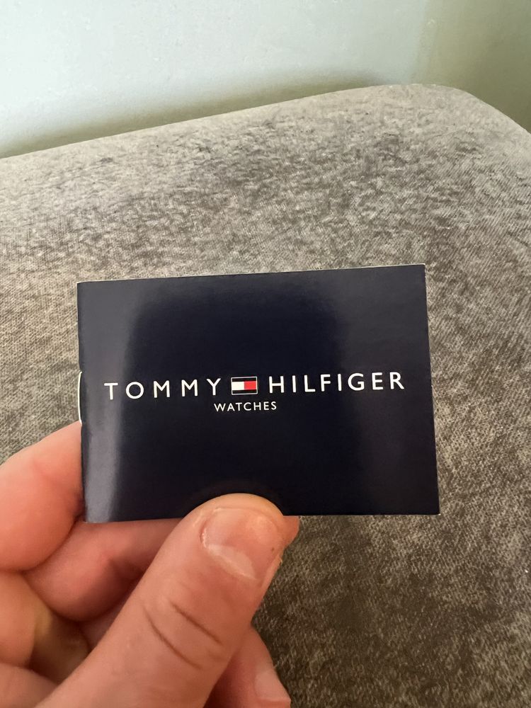 Часовник Tommy Hilfiger