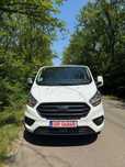 Inchiriez Ford Transit 8+1 locuri