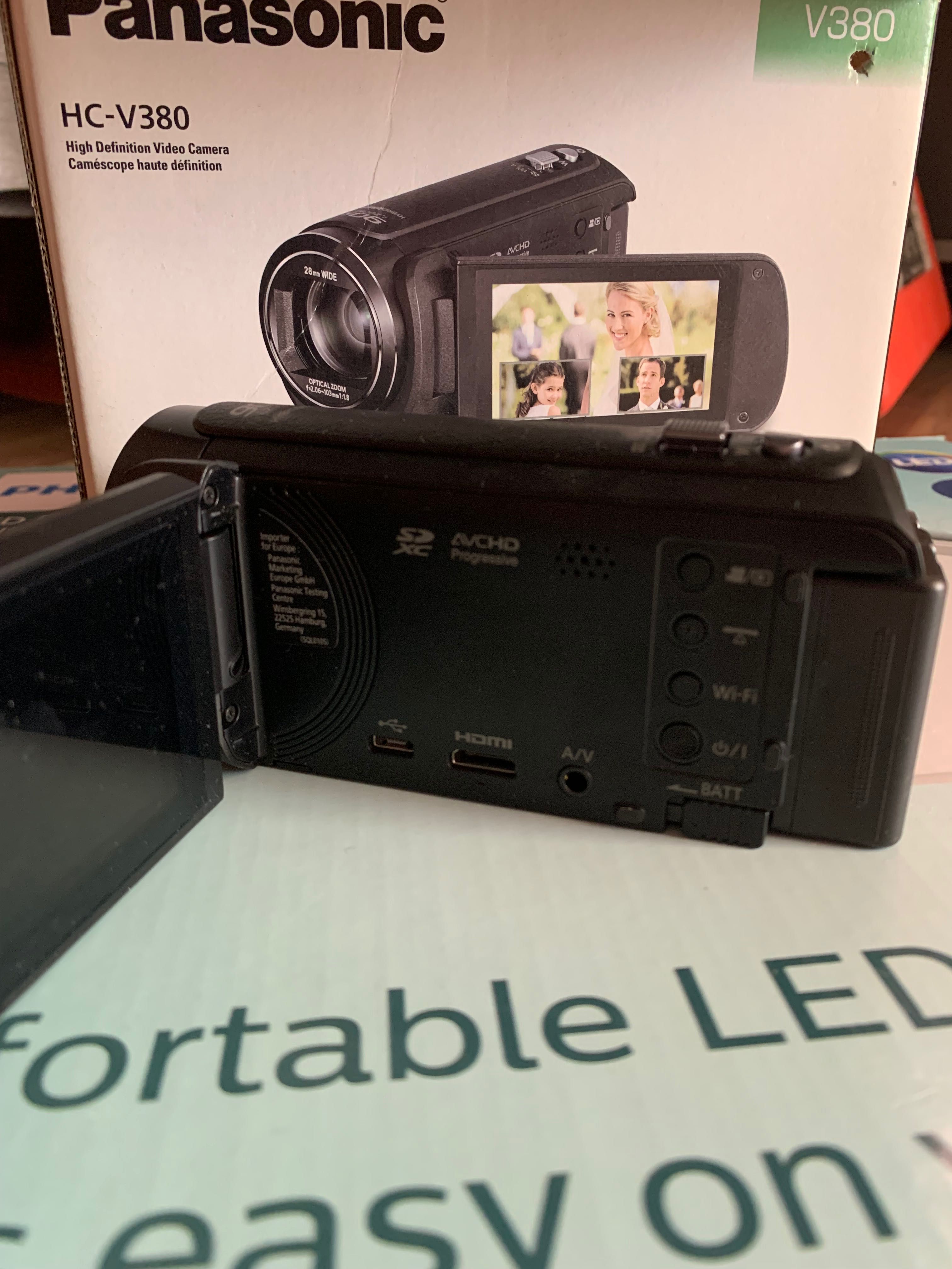 Camera video Panasonic hc-v380