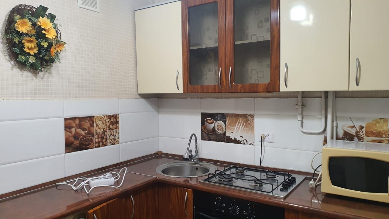 Сдам 1 ком квартиру в районе Колхозного