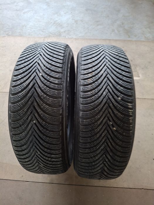 2 Anvelope M+S 205 60 r16 Michelin