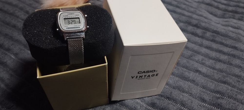 Часы Касио оригинал серебро женские