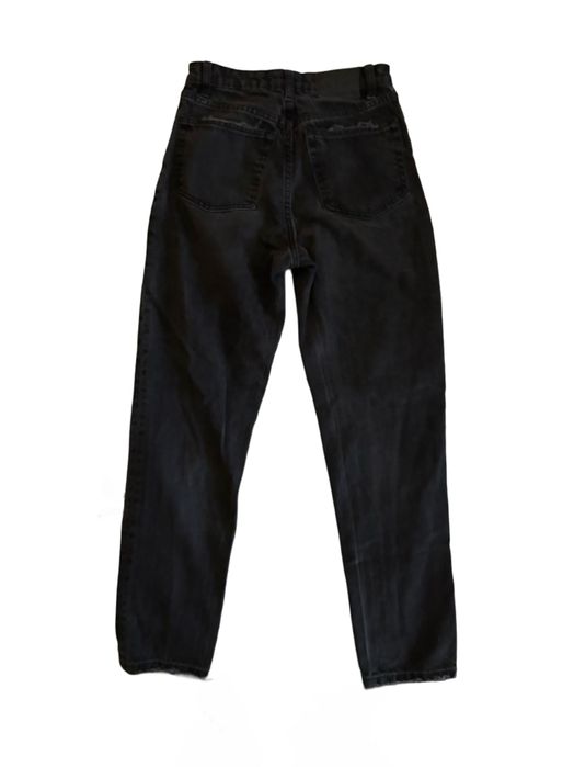 Дънки от Bershka и H&M