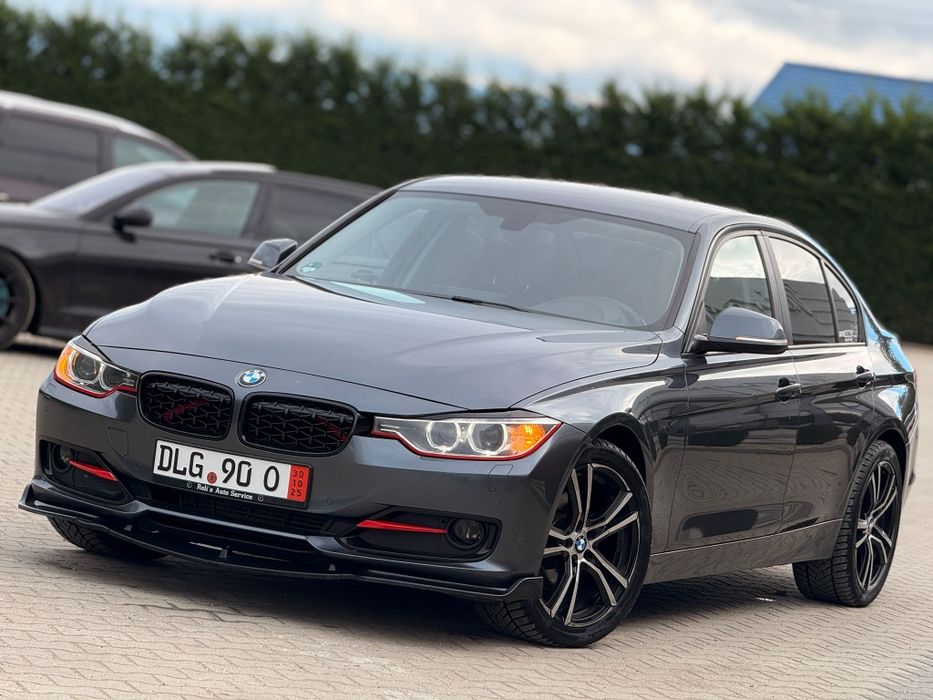 Bmw 320 F30 motor 2000 diesel  full  xenon  adus recent germania