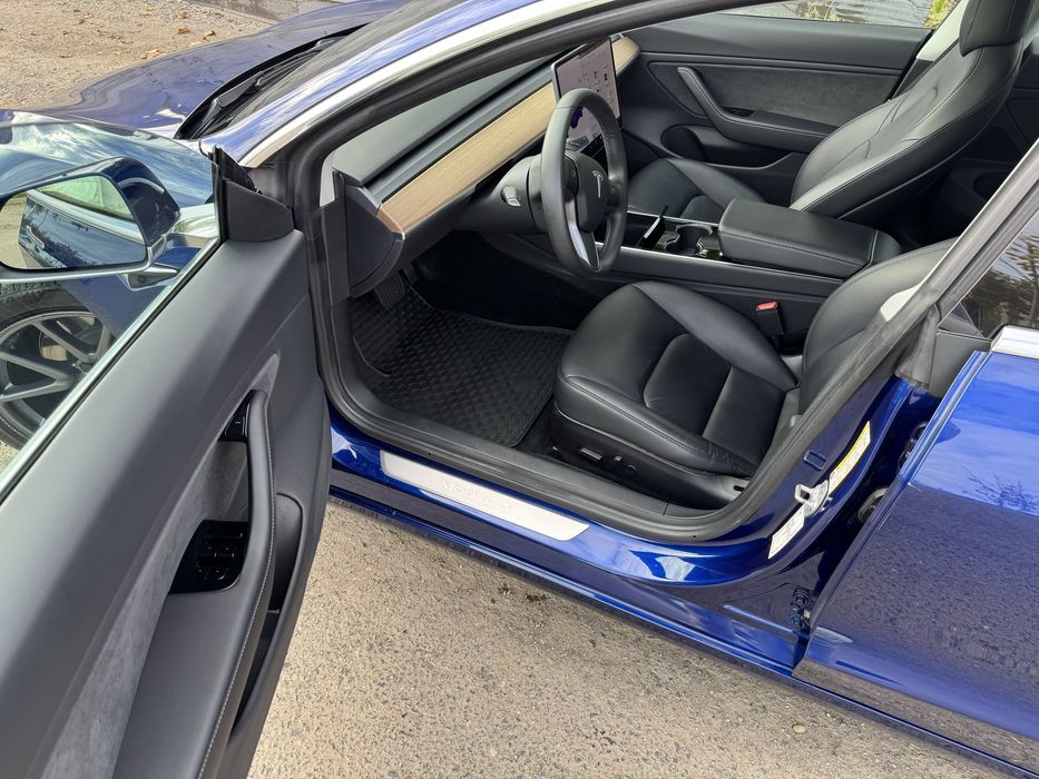 Tesla Model 3 Long Range Dual Motor
