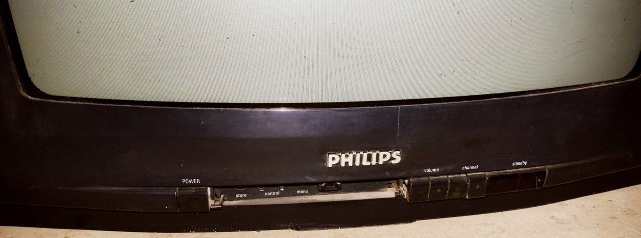 Телевизор Philips GX3566 Цена: 200.000 сум торг есть