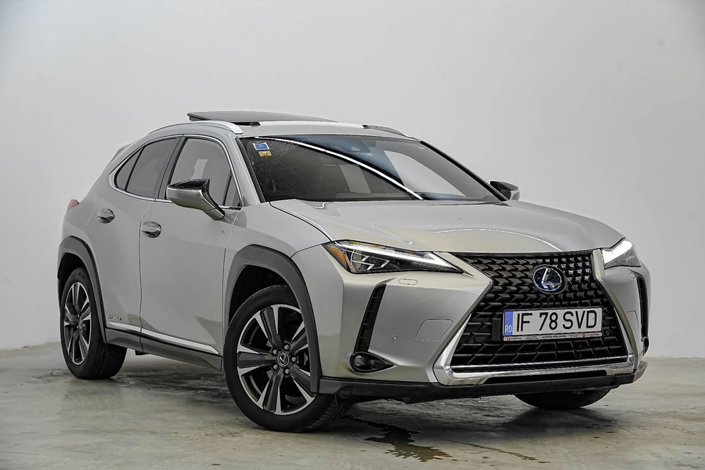 Lexus UX LEXUS UX250h  luxury line tva deductibil
