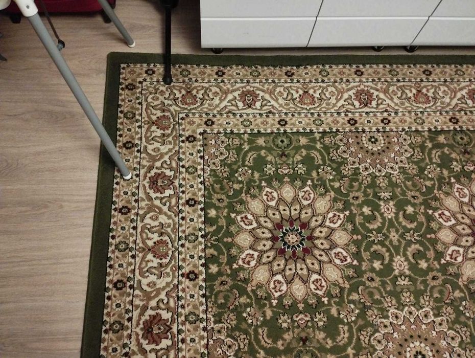 ковер 2*3   зеленый б/у