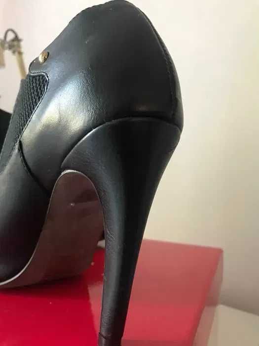 Botine de piele, marca La Strada, cu toc 10 cm