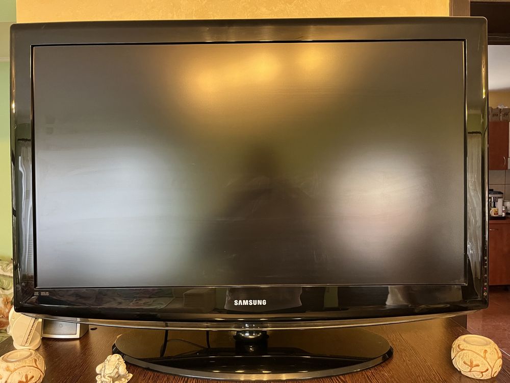 Televizor Samsung + Media Player Asus HDP-R1, Full HD