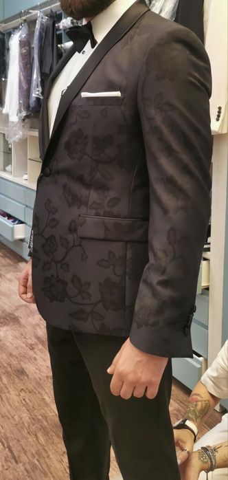 Vand Sacou ocazie/ ceremonie, Trends by Adina Buzatu