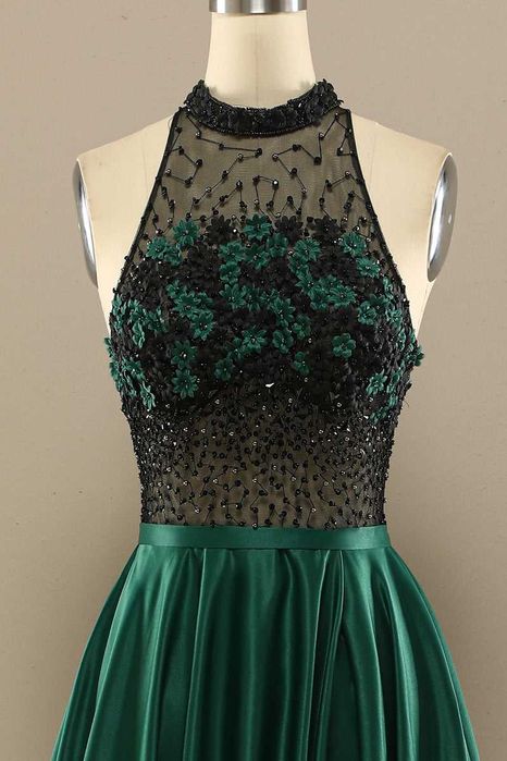 Елегантна зелена рокля