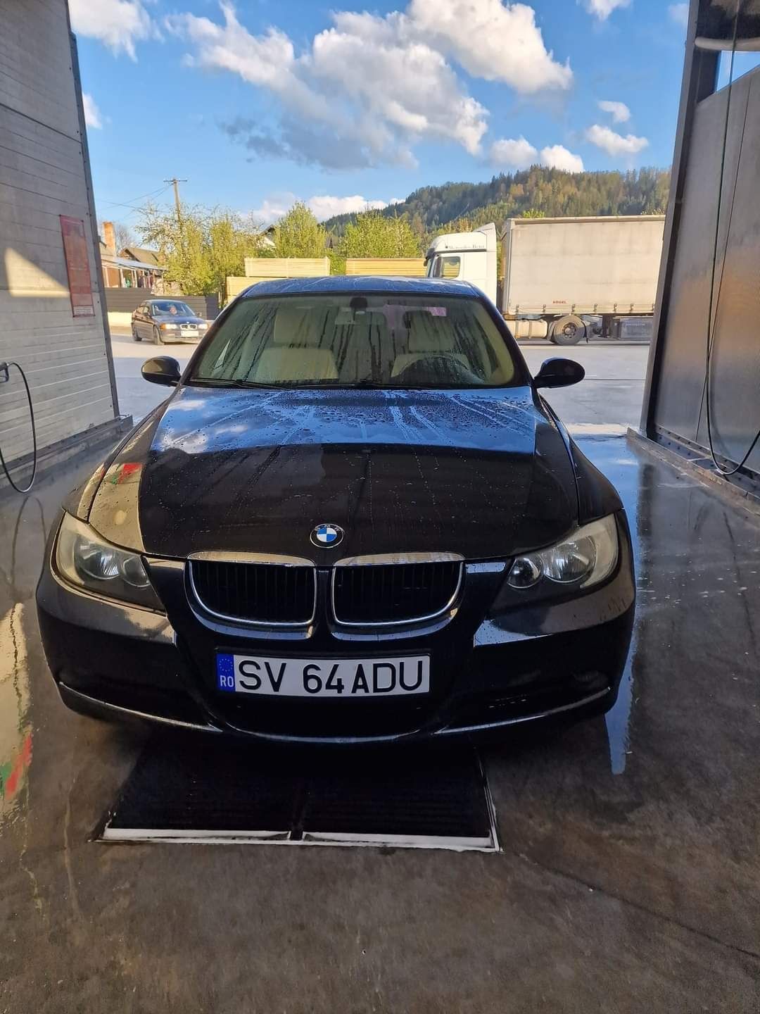 Vând/Schimb BMW 320D