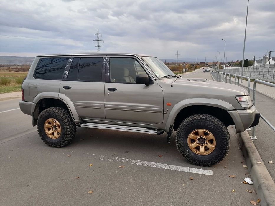 Nissan patrol y61