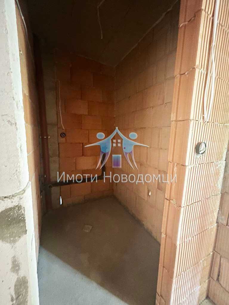 Продава се Двустаен апартамент в Шумен, Пазара - 58 кв.м за 1715 €/кв.м - Снимка #4