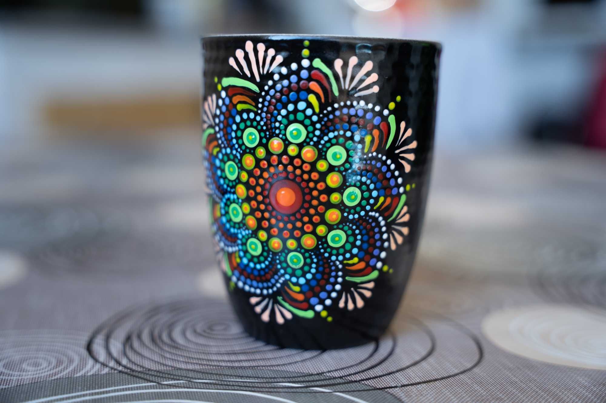 Чаши изрисувани с акрилни бои