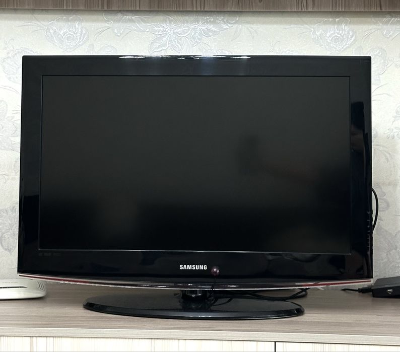 Телевизор SAMSUNG