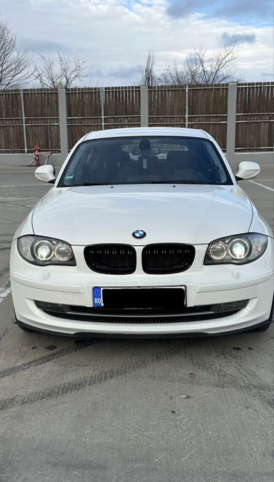 BMW Seria 1 118i LCI 2011 2.0 benzina