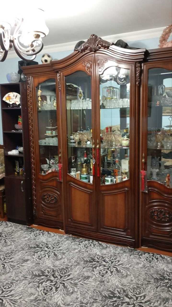 Срочно ПРОДАЁТСЯ 2.3\4\4 Квартира на Ялангаче ЕКО БАЗАР №15 ДИЛЯ