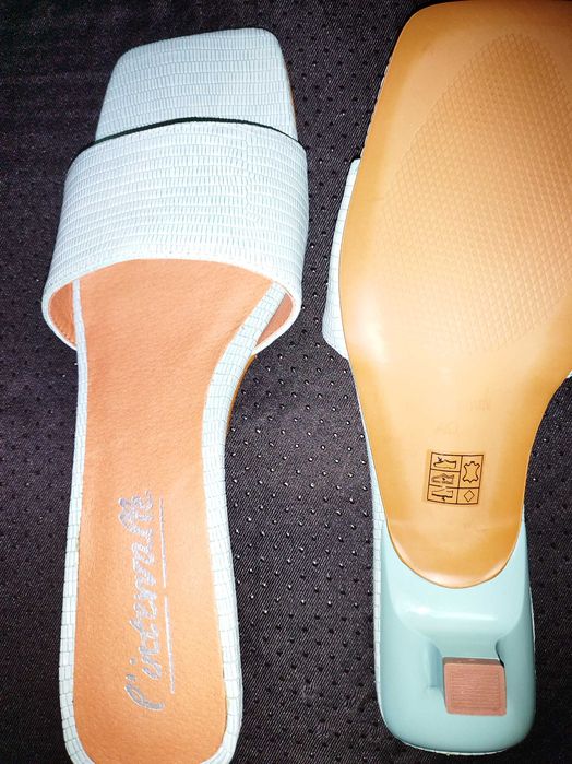 Saboti dama-sandale decupate, marimea 40. Turcoaz Piele, vezi eticheta