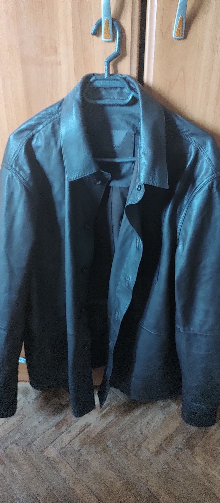 Massimo Dutti piele naturala