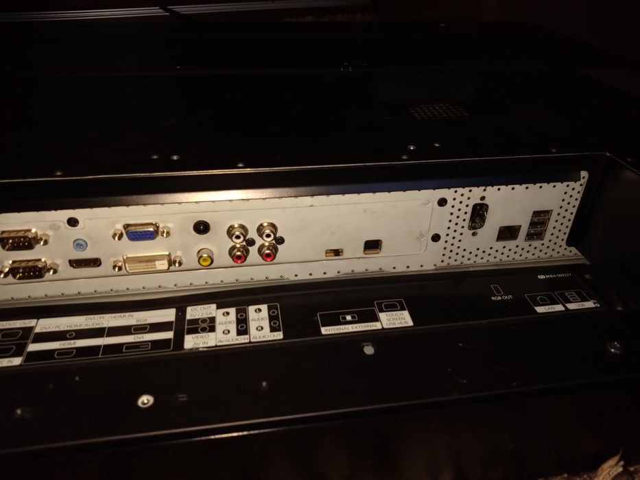 Display profesional cu touchscreen Samsung 400TSN-2 40 inch