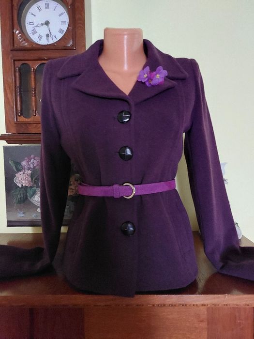 Taior superb din stofa catifelata lana 100% plus cadou surpriza