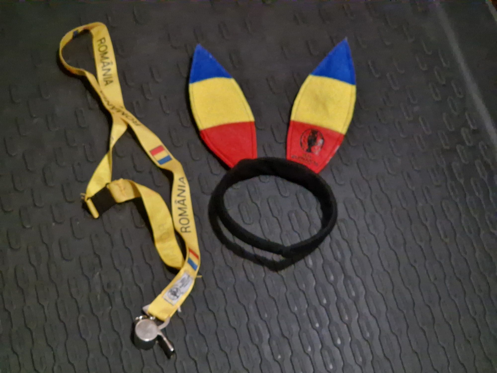 Elemente tricolor
